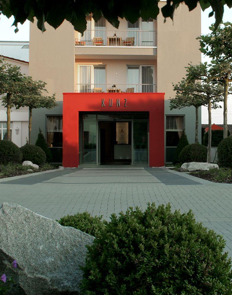Hotel-Restaurant Kunz Pirmasens Bagian luar foto