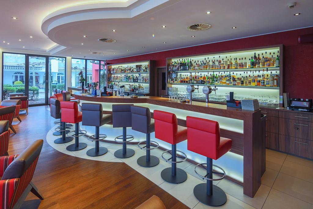 Hotel-Restaurant Kunz Pirmasens Bagian luar foto