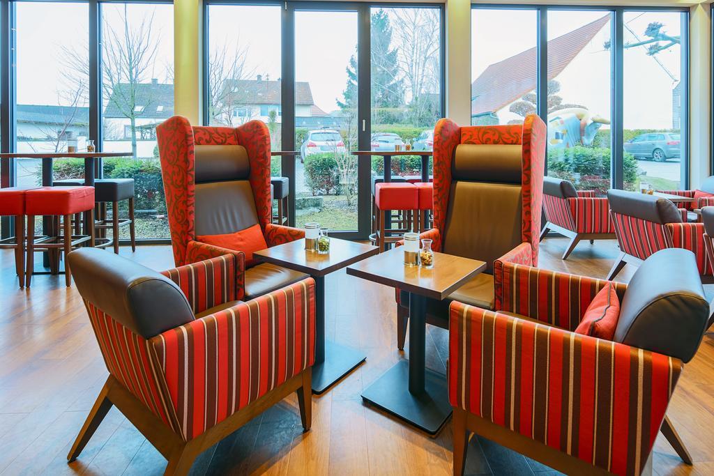 Hotel-Restaurant Kunz Pirmasens Bagian luar foto